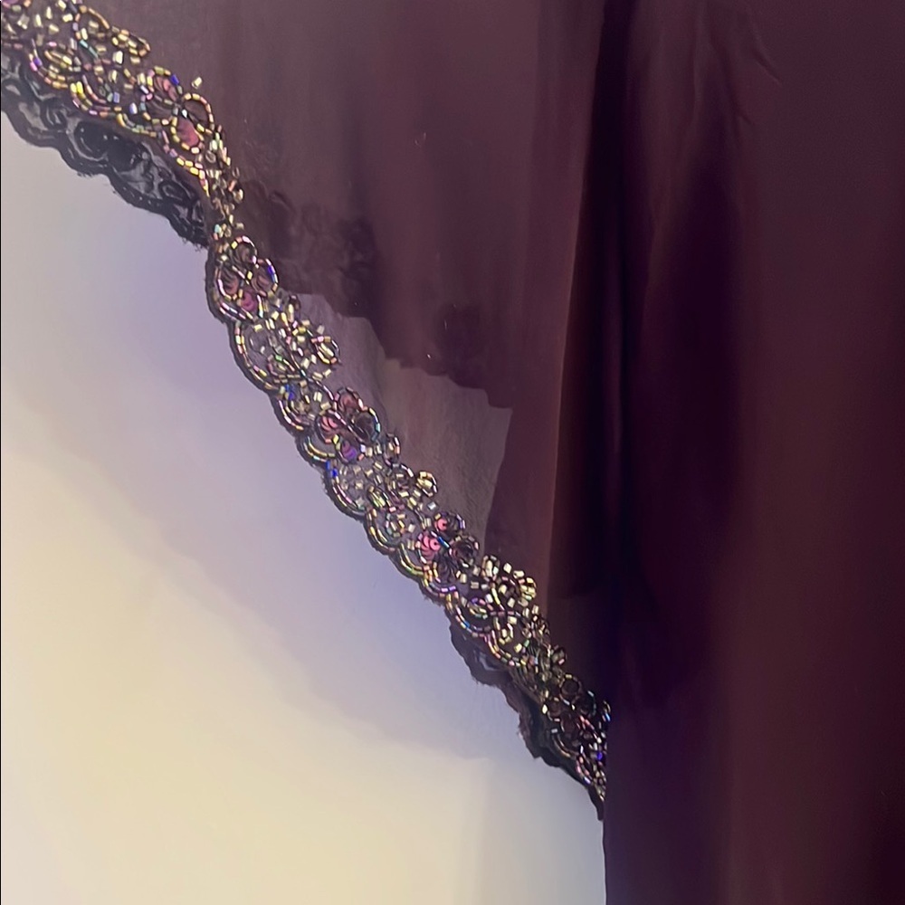 J KARA - Elegant purple chiffon and Sequin Embellishments size 8 - Picture 6 of 9